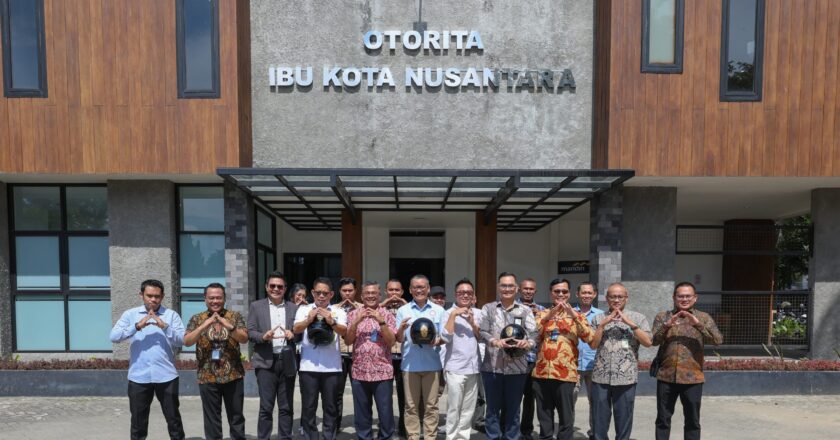 3.000 Helm Berlogo Nusantara Untuk Masyarakat Sepaku