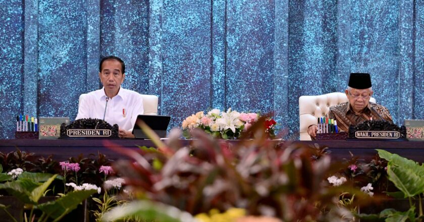 Presiden Jokowi Gelar Sidang Kabinet Paripurna Perdana di Ibu Kota Nusantara