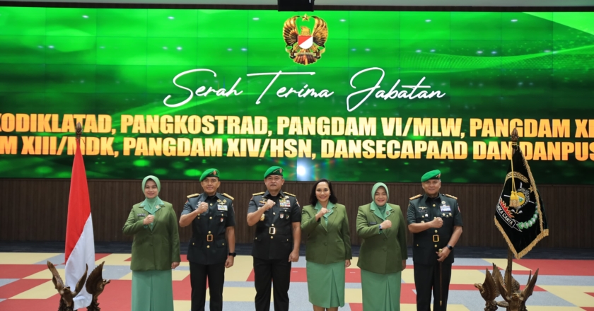 Mayjen TNI Rudy Rahmat Nugraha Resmi Jabat Pangdam VI/Mulawarman, Gantikan Letjen TNI Tri Budi Utomo.