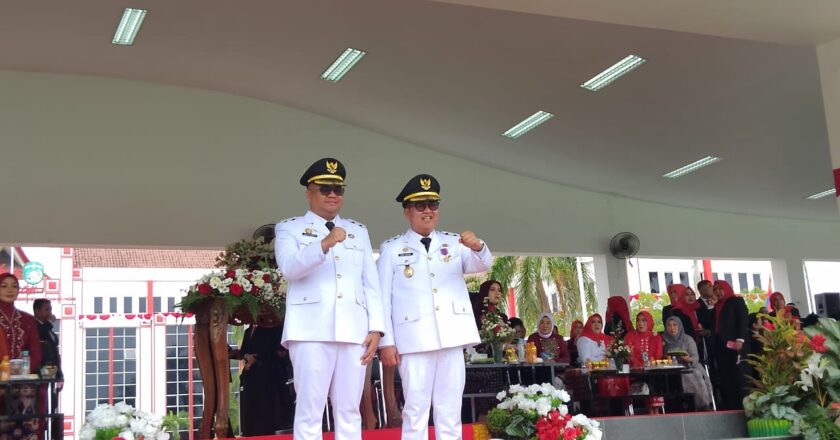 Kutai Kartanegara Gelar Upacara HUT ke-80 RI, Bupati Tekankan Semangat Rela Berkorban dan Gotong Royong