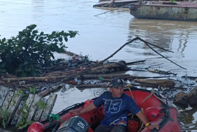 Perahu Ces Bertabrakan dengan Kapal LCT di Sungai Belayan, Satu Orang Masih Dicari