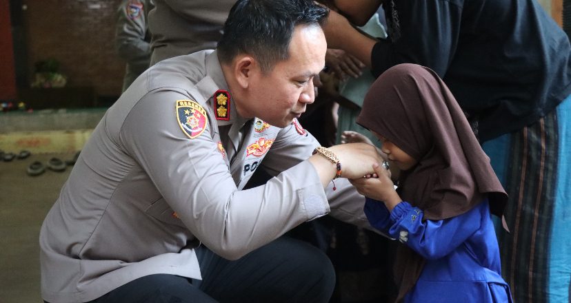 Sambut Hari Bhayangkara ke-80, Polres Gunungkidul Salurkan Bantuan untuk Anak Yatim di Karangmojo
