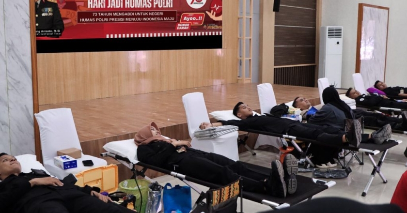 Sambut HUT Ke-73, Humas Polres Kutai Timur Gelar Donor Darah Bersama PMI