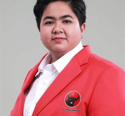 ”Wakil Ketua DPRD Kaltim”. Dorong Pengembangan Sepak Bola Usia Dini di Kalimantan Timur.