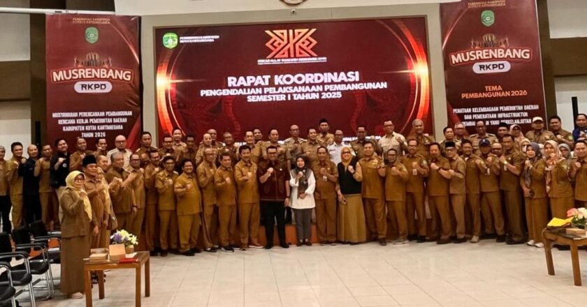 Bupati Kukar Pimpin Rakordal Semester I 2025, Soroti Risiko Defisit dan Dorong Efisiensi Anggaran