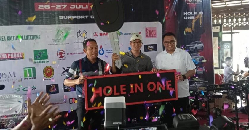 Raih Hole in One, Pegolf Asal Berau Bawa Pulang Fortuner