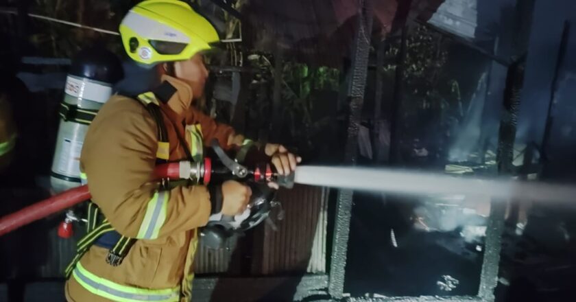 Ruko Sembako Ludes Terbakar, Kerugian Capai Rp1,5 Miliar