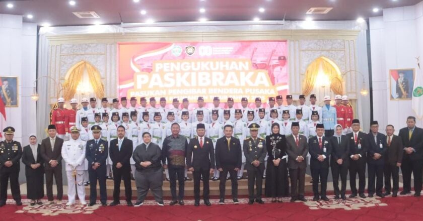 40 Pelajar Terbaik Kaltim Resmi Dikukuhkan Jadi Paskibraka HUT RI ke-80