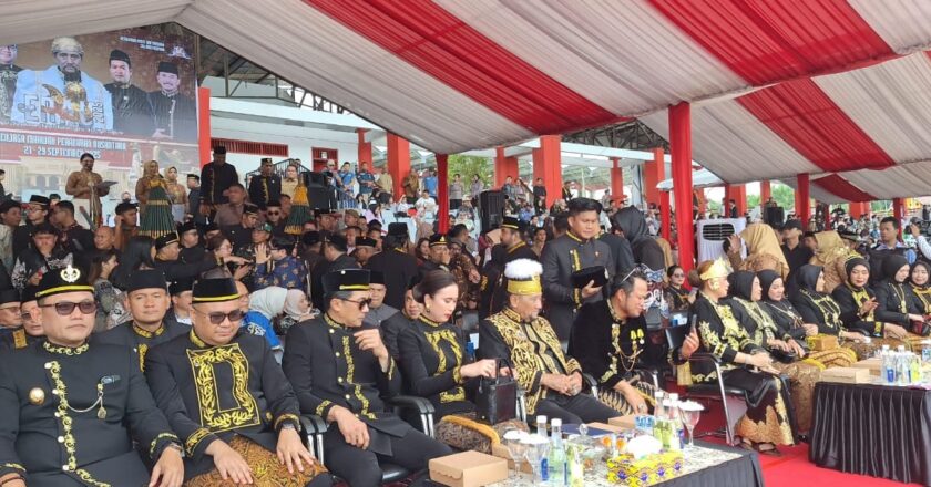 Erau 2025 Resmi Dibuka, Ketua DPRD Kukar Tekankan Peran Anak Muda Jaga Warisan Budaya