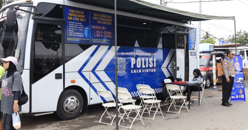 Polres Kutim Hadirkan SIM Keliling, Urus SIM Sambil Nikmati CFD