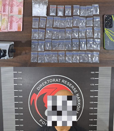 Polisi Grebek Rumah di Pinggir Sungai Mahakam, 48 Bungkus Sabu Diamankan