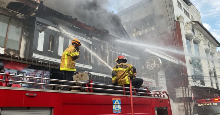 Tragedi Kebakaran Round Walker Balikpapan, Satu Pekerja Tewas Terjebak Api