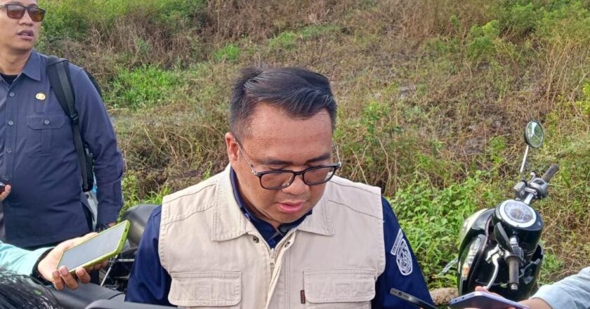 Bupati Kukar Tinjau Lahan Tidur di Loa Ipuh, Siapkan Anggaran Rp10 Miliar untuk Normalisasi Irigasi