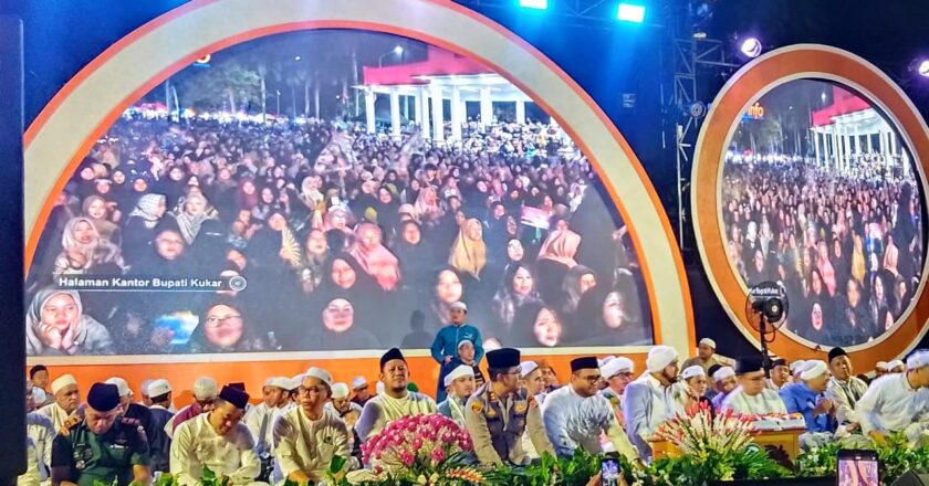 Meriah dan Penuh Cinta Rasul, Kukar Bersholawat Jilid 4 Warnai HUT ke-243 Tenggarong