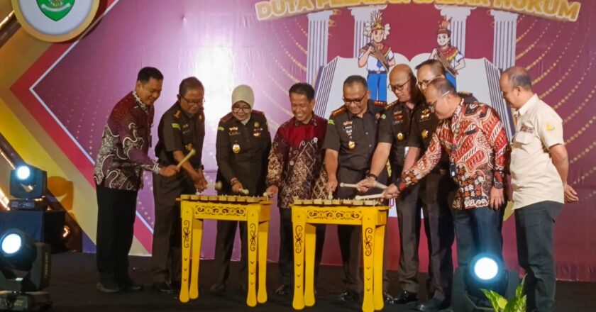 Duta Pelajar Sadar Hukum 2025, Langkah Kaltim Cetak Generasi Taat Aturan dan Berkarakter