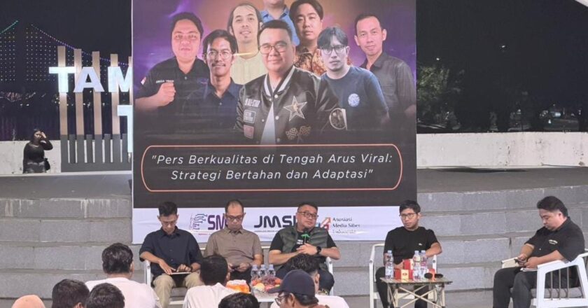 Di Tengah Banjir Informasi, Etika dan Profesionalisme Jadi Penentu Kepercayaan Publik