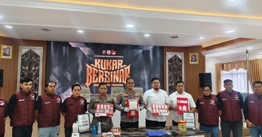 Sabu 1,5 Kg Terungkap di Kukar, Dua Pelaku Ditangkap, Satu Masuk DPO