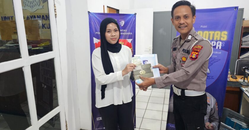 Polantas Kukar Percepat Layanan SIM hingga STNK, Warga Dapat Pendampingan Langsung